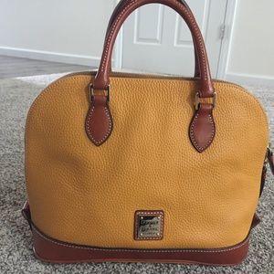 Dooney & Bourke shoulder bag
